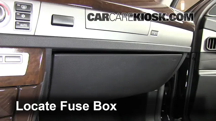 2007 BMW 750Li 4.8L V8 Fuse (Interior) Replace